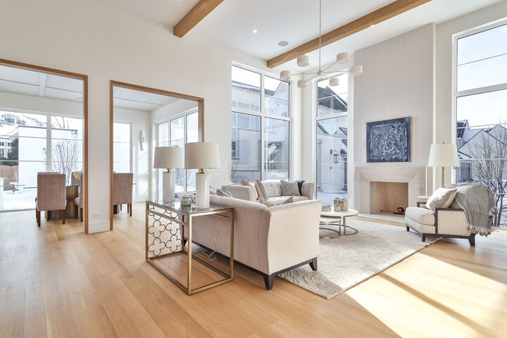 Property Photo:  533 Kensington Court  IL 60521 