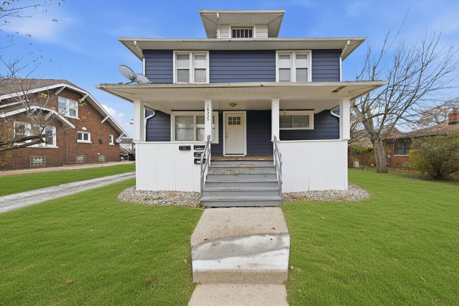 Property Photo:  18335 Sherman Street 2  IL 60438 