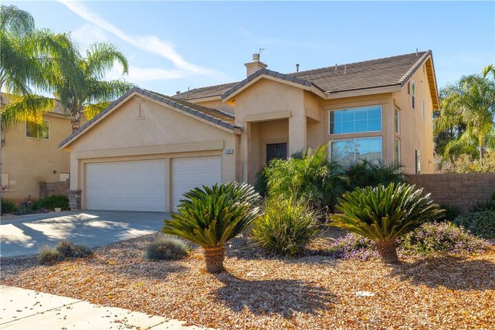 Property Photo:  27075 Comet View Court  CA 92585 