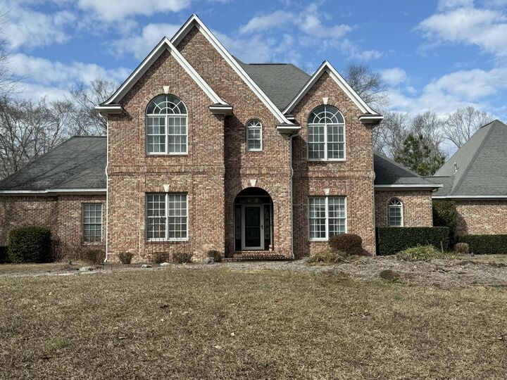 Property Photo: 1587 Larkspur Circle MS 38801