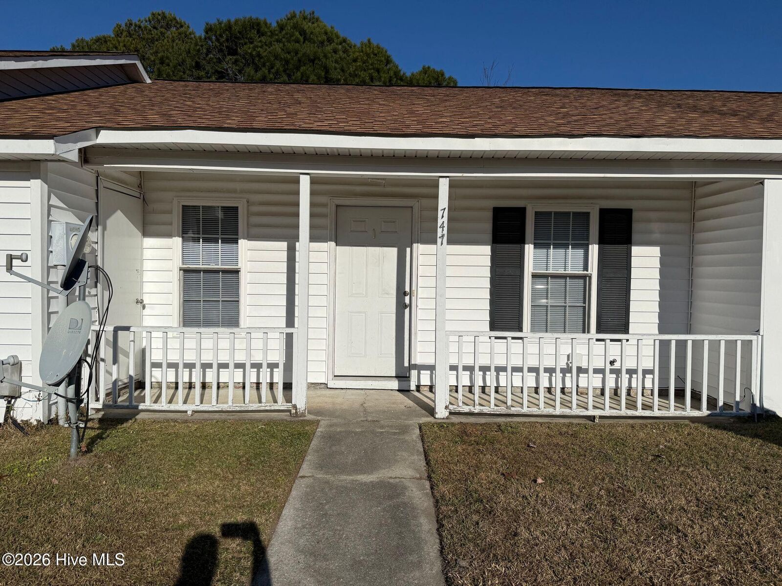 Property Photo:  747 Pinewood Drive  NC 28546 