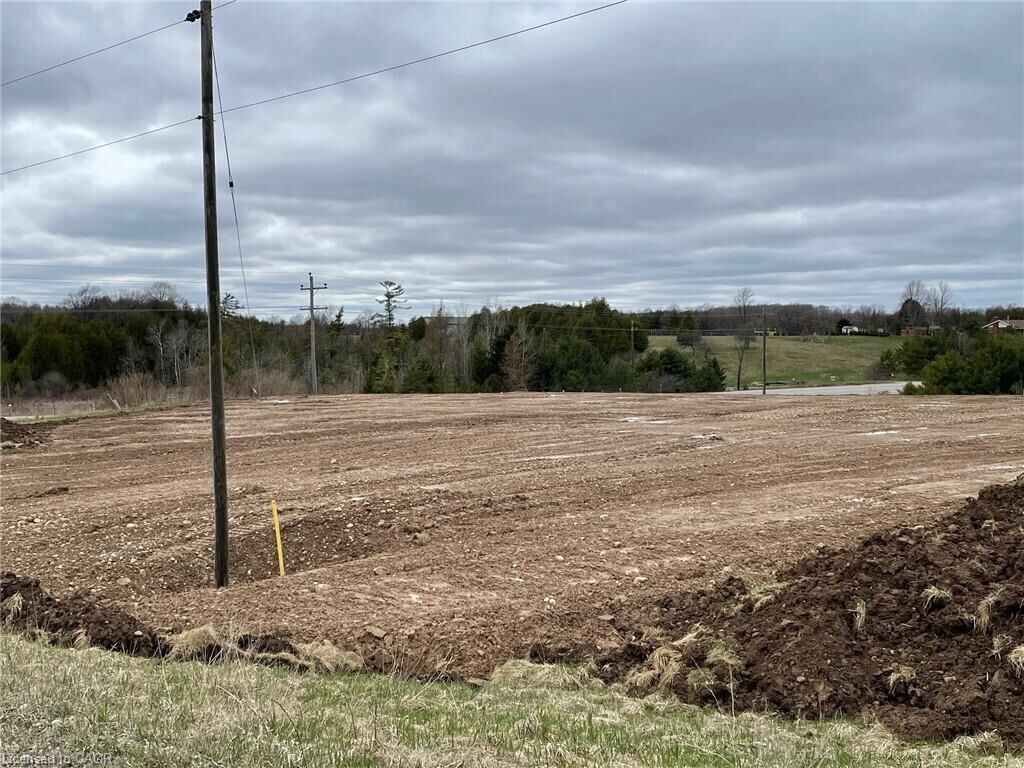 Property Photo:  312095 Highway 6  ON N0G 1C0 