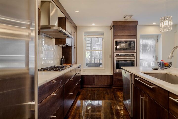 Property Photo:  92 Waltham St 1A  MA 02118 