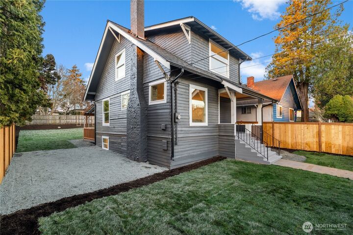 Property Photo: 4706 SW Eddy Street WA 98136
