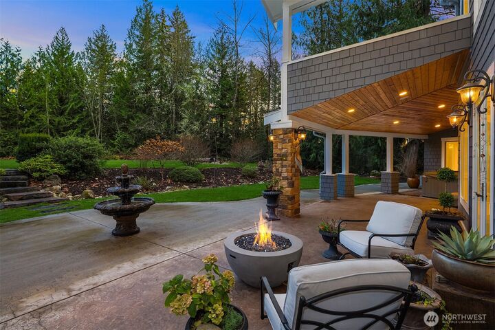 Property Photo:  29015 SE 8th Street  WA 98024 