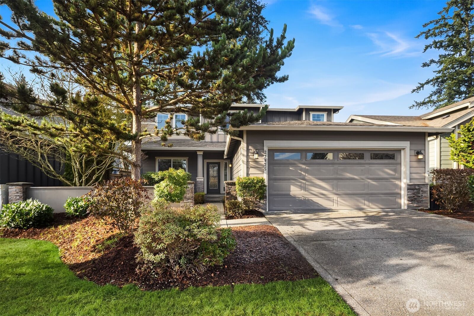 Property Photo: 27925 154th Avenue SE WA 98042