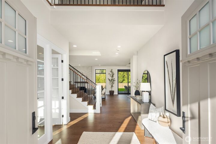 Property Photo: 13848 SE 10th Street WA 98005