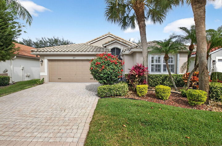 Property Photo:  6877 Castlemaine Avenue  FL 33437 
