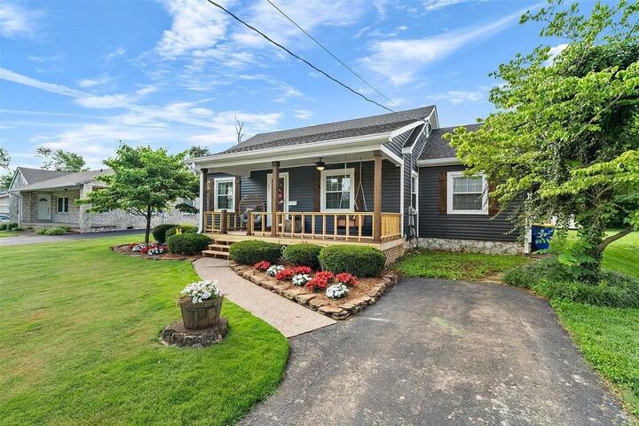 Property Photo:  854 Magnolia Street  KY 42103 