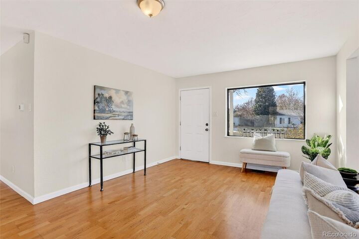 Property Photo: 2836 S Grape Way CO 80222