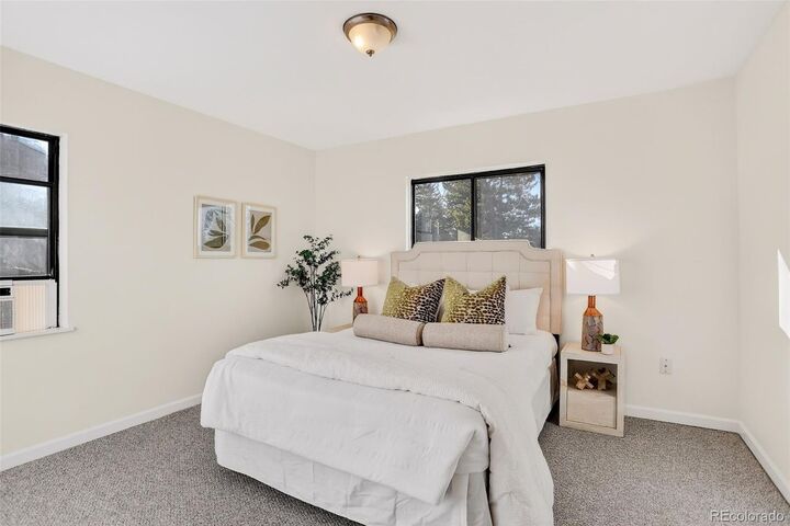 Property Photo:  2836 S Grape Way  CO 80222 