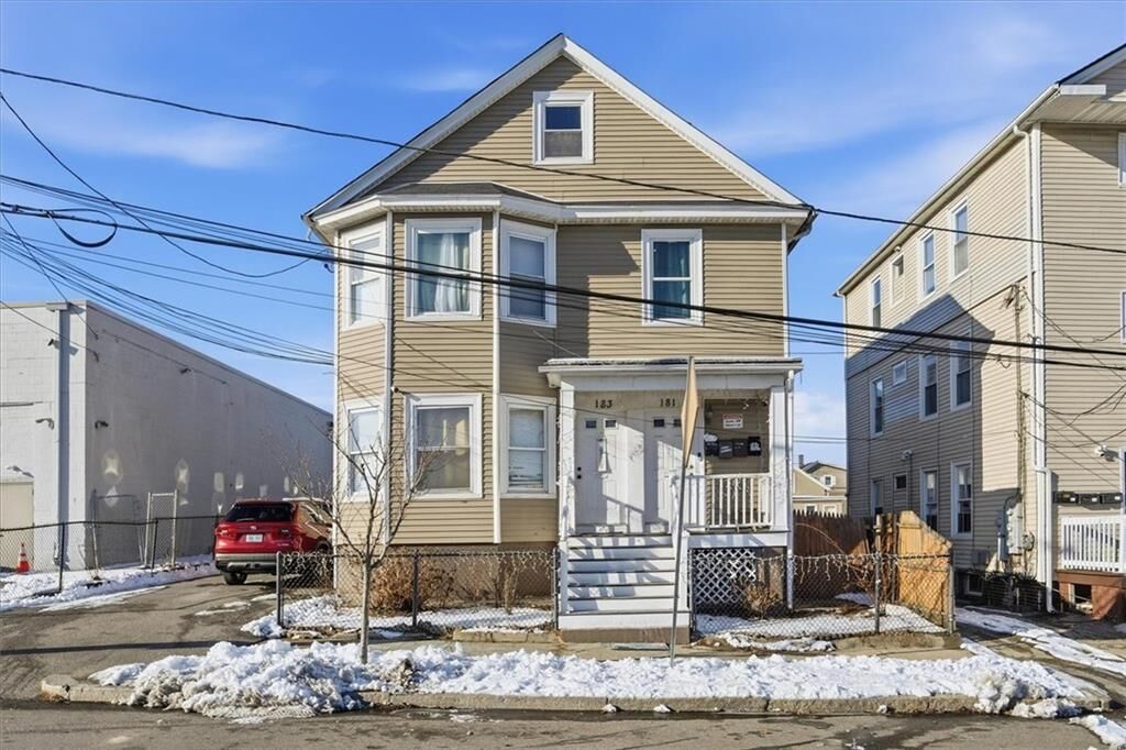 Property Photo:  183 Byfield Street  RI 02905 