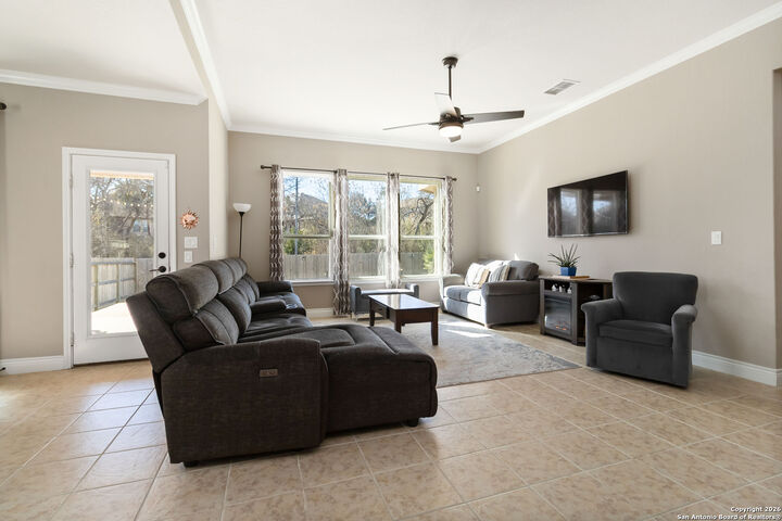 Property Photo: 11235 Rock Daisy TX 78023