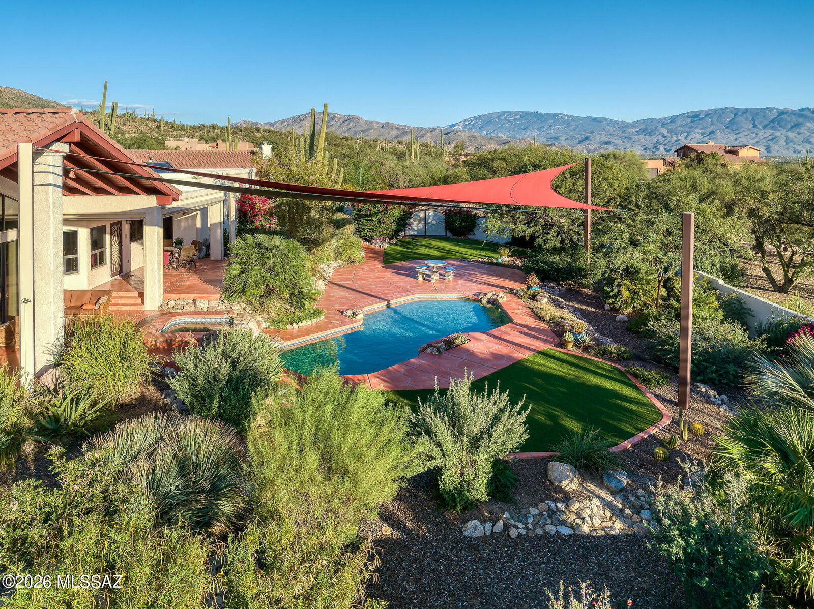Property Photo:  5300 N Avenida De La Colina  AZ 85749 