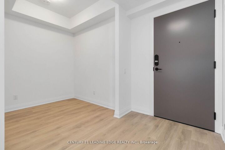 Property Photo:  4015 The Exchange N/A 1509  ON L5B 1M7 