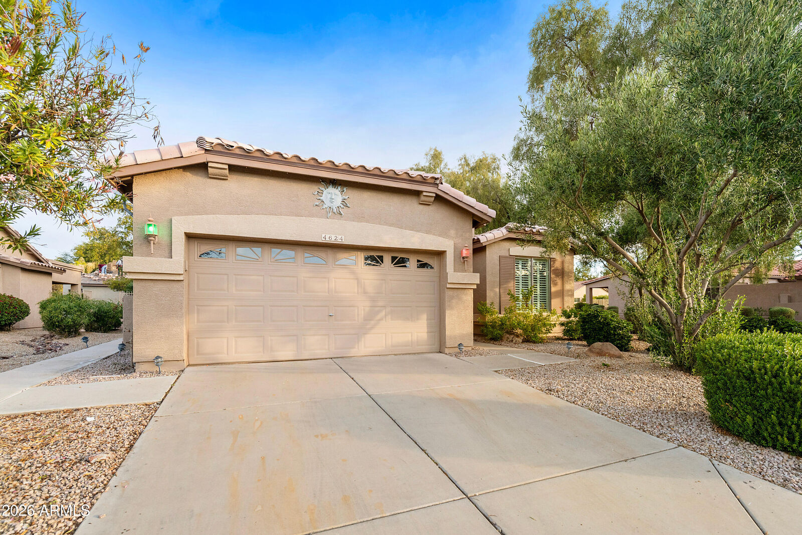 Property Photo:  4624 E Indigo Street  AZ 85298 