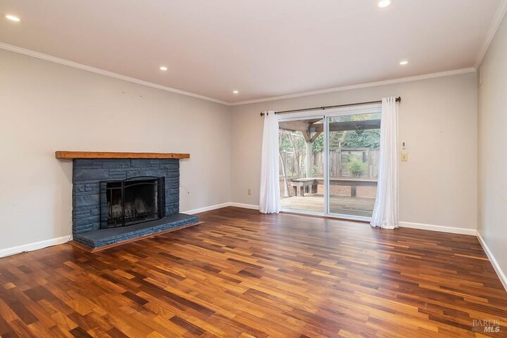 Property Photo:  817 Sutro Avenue  CA 94947 