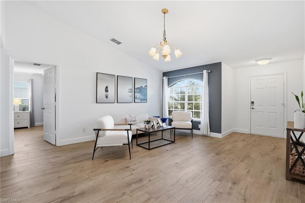 Property Photo: 272 Johnnycake Dr FL 34110