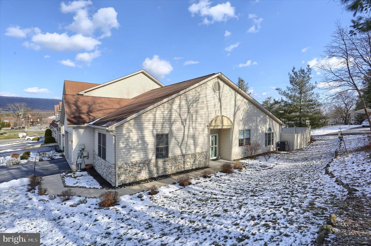 Property Photo: 2163 Bordeaux Court PA 17112