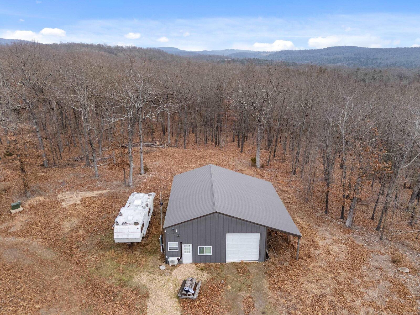 Property Photo:  843 Hugh Lane  AR 72661 