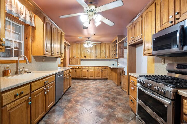 Property Photo:  250 Cr 793  AR 72417 