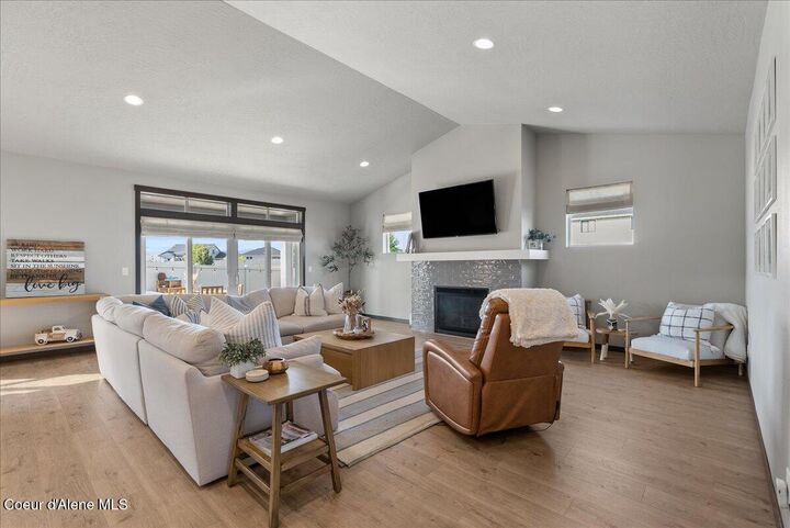 Property Photo:  4332 W Enclave Way  ID 83815 
