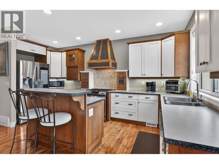 Property Photo: 317 Mariposa Court BC V2H 1R3
