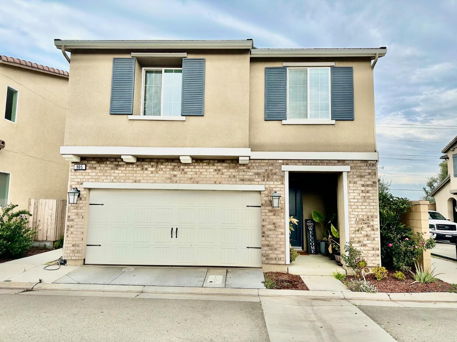 Property Photo:  905 Wishon Avenue W  CA 93636 