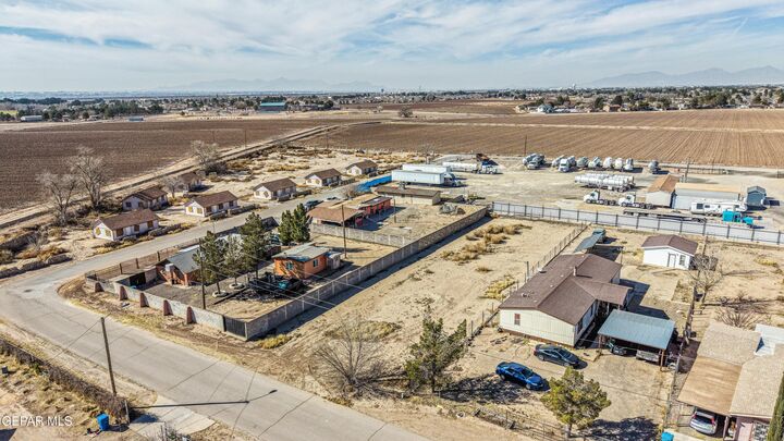 Property Photo: 10950 Alameda #J Avenue TX 79927