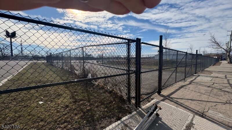 Property Photo:  685 Ferry St  NJ 07105 