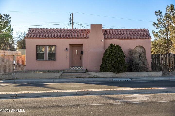 Property Photo:  1143 N Main Street  NM 88001 