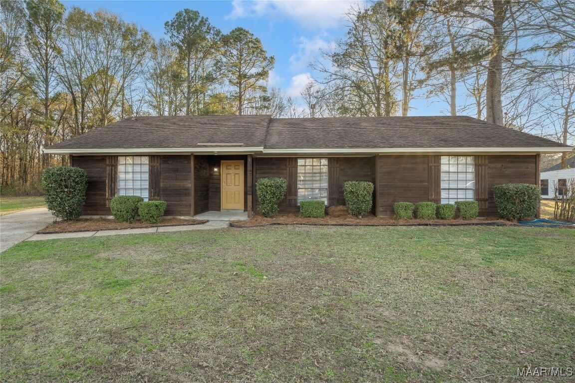 Property Photo:  5001 George Green Drive W  AL 36109 