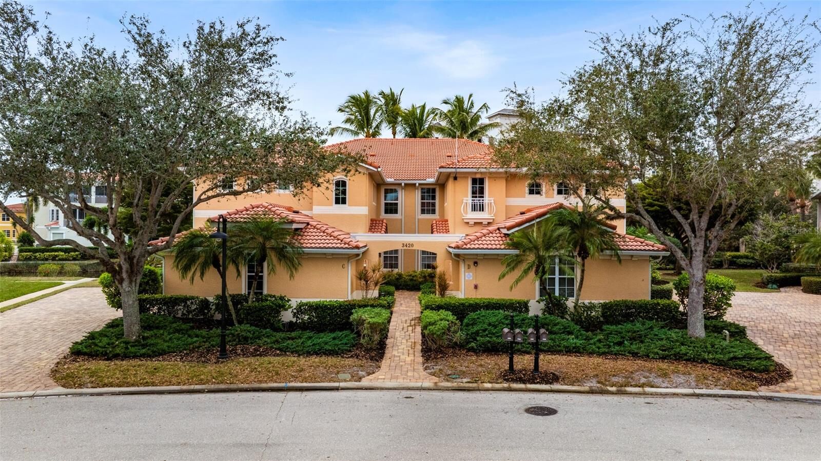 Property Photo:  3420 Sunset Key Circle B  FL 33955 