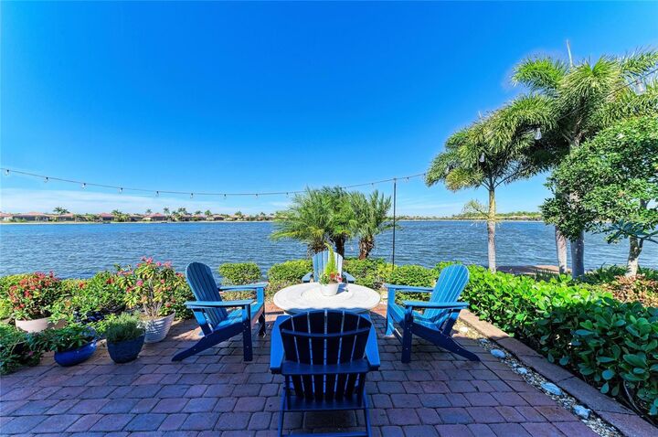 Property Photo: 176 Maraviya Boulevard FL 34275