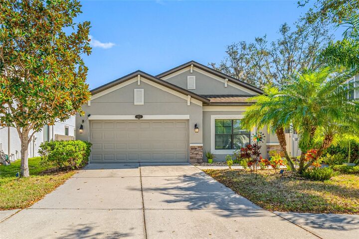 Property Photo:  11652 Palmetto Pine Street  FL 33569 