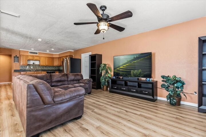 Property Photo:  39560 Meadowood Loop  FL 33542 