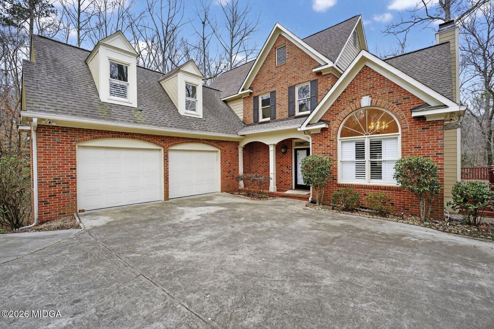 Property Photo:  208 Huntington Court  GA 31210 