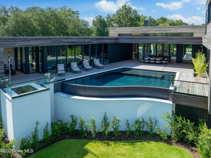 Property Photo:  625 Dundee Drive  NC 28405 