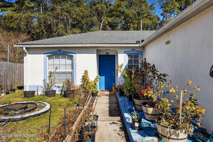 Property Photo:  10509 Lantana Lakes Drive N  FL 32246 