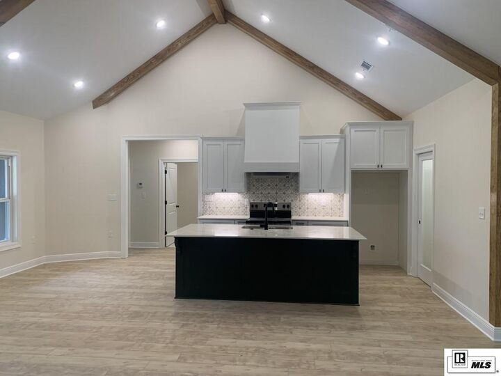 Property Photo:  1135 William Harris Road  LA 71292 