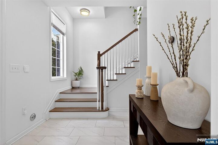 Property Photo:  165 Roosevelt Drive  NJ 07075 