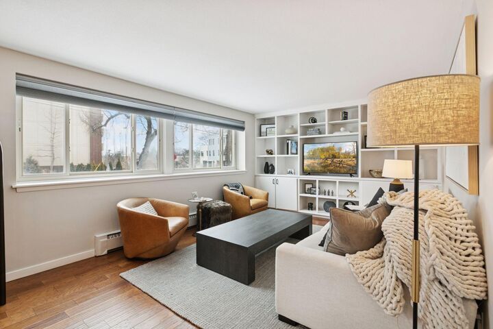 Property Photo:  4400 Upton Avenue S 102  MN 55410 