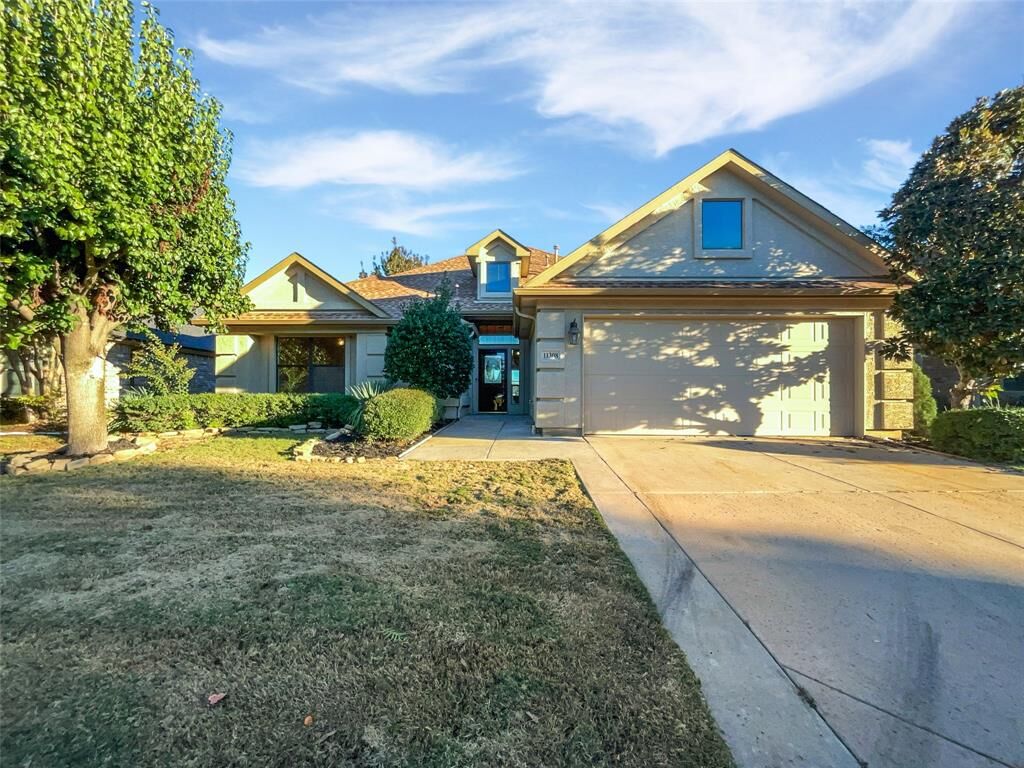 Property Photo: 11308 Southerland Drive TX 76207
