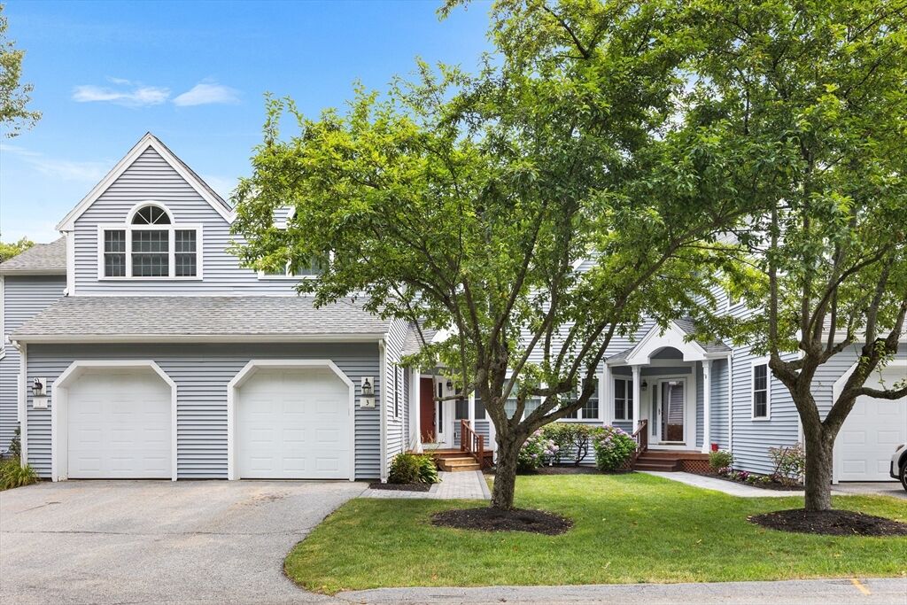 Property Photo:  3 Arborwood Dr 3  MA 01803 