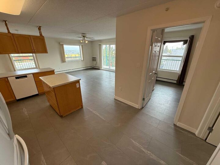 Property Photo: 228 Pembina Avenue 204 AB T7V 0A5