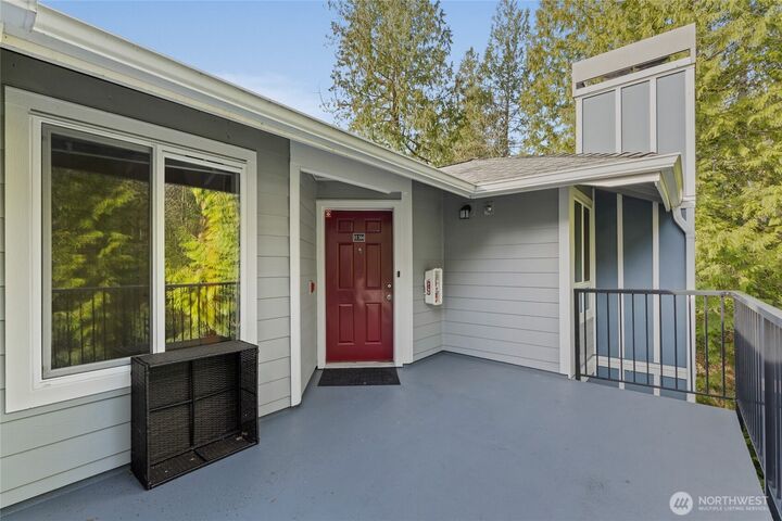 Property Photo:  3926  243rd Place SE H304  WA 98021 