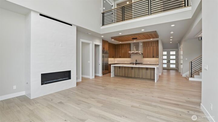 Property Photo:  1582  213th Court NE  WA 98074 