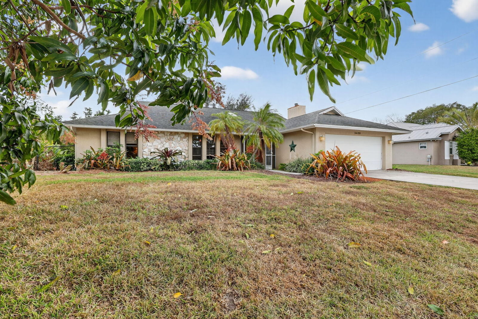 Property Photo:  3438 SE Hart Circle  FL 34984 