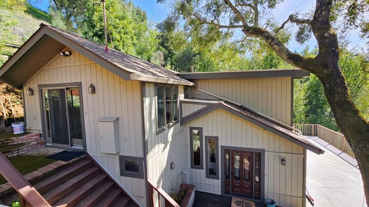 Property Photo:  21386 Sunnyside Road  CA 95033 