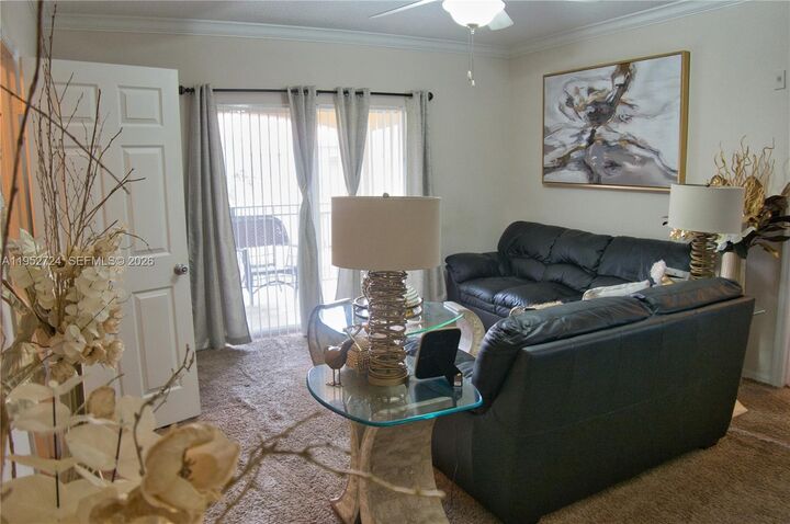 Property Photo:  215 SW 117th Ter 14304  FL 33025 